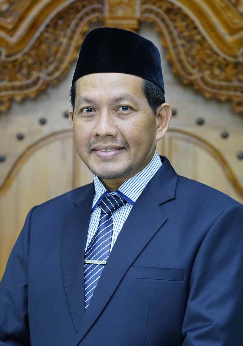 Prof. Dr. Abdurrohman Kasdi Lc M.Si.